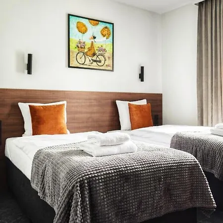 Apartamenty Centrum Park Twardowskiego 4 Zielona Gora  Exterior photo
