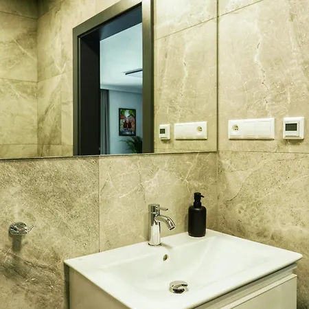 Apartamenty Centrum Park Twardowskiego 4 Zielona Gora  Exterior photo