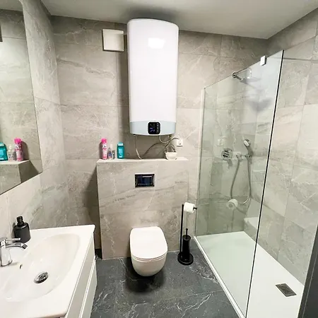 Apartamenty Centrum Park Twardowskiego 4 Zielona Gora  Exterior photo