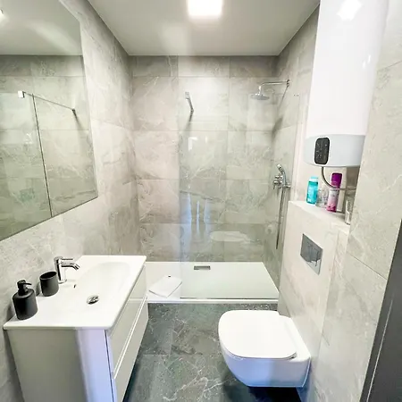 Apartamenty Centrum Park Twardowskiego 4 Zielona Gora  Exterior photo