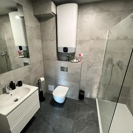 Apartamenty Centrum Park Twardowskiego 4 Zielona Gora  Exterior photo